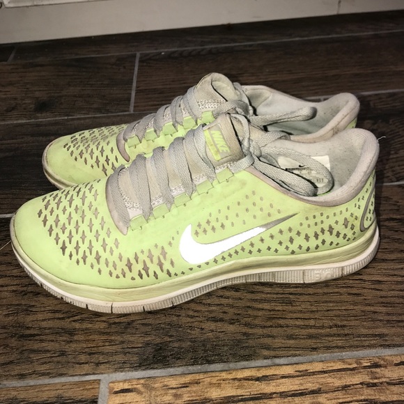 women's lime green tennis shoes